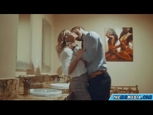 ❤️ Kiedy biuściasta blondynka uwodzi cię w publicznej toalecie ❌ Super sex at pl.fullsexmovs.ru ❤